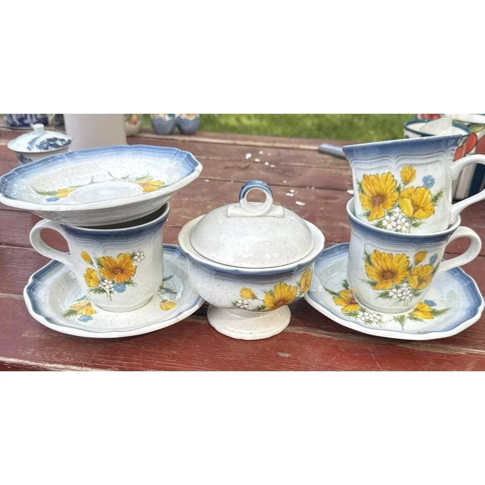 VTG Mikasa Country Club AMY 3 Teacups Saucers‎ Creamer Japan Blue Yellow Flowers